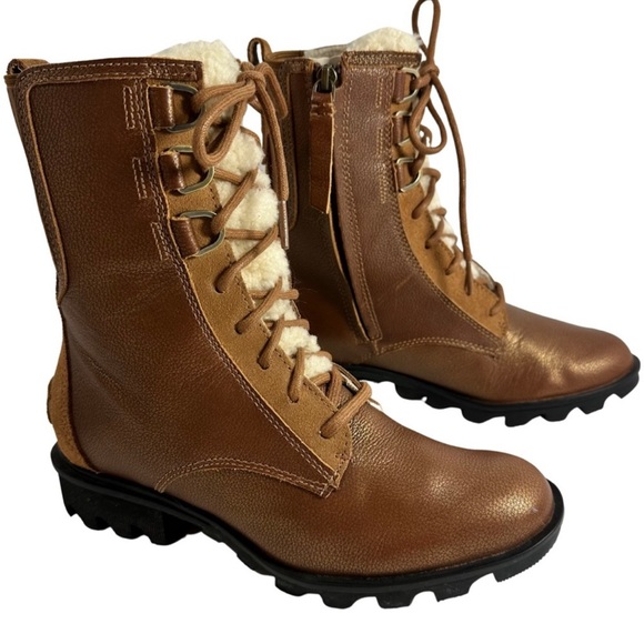 Sorel Phoenix Lace Shearling Boots NWOT
Size 8 - Picture 2 of 12